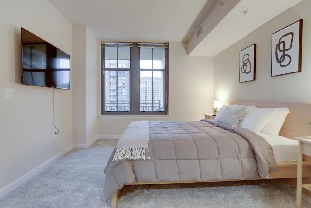 Condo With Gym And Pool In Pentagon City 8Min To Dca Arlington Ngoại thất bức ảnh