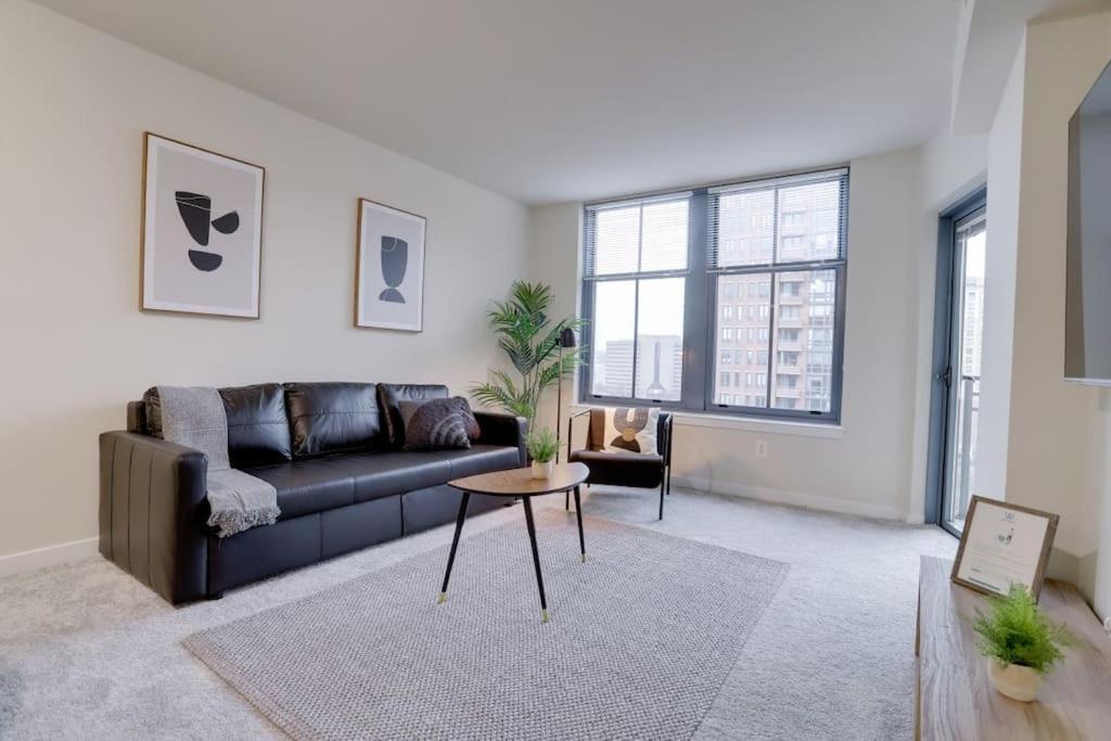 Condo With Gym And Pool In Pentagon City 8Min To Dca Arlington Ngoại thất bức ảnh
